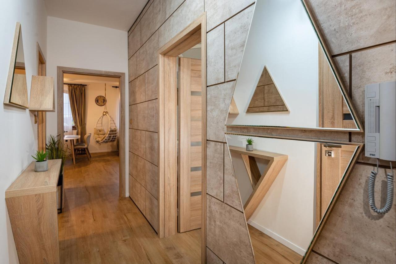 Goldenapartment Vel'ka Lomnica Luaran gambar